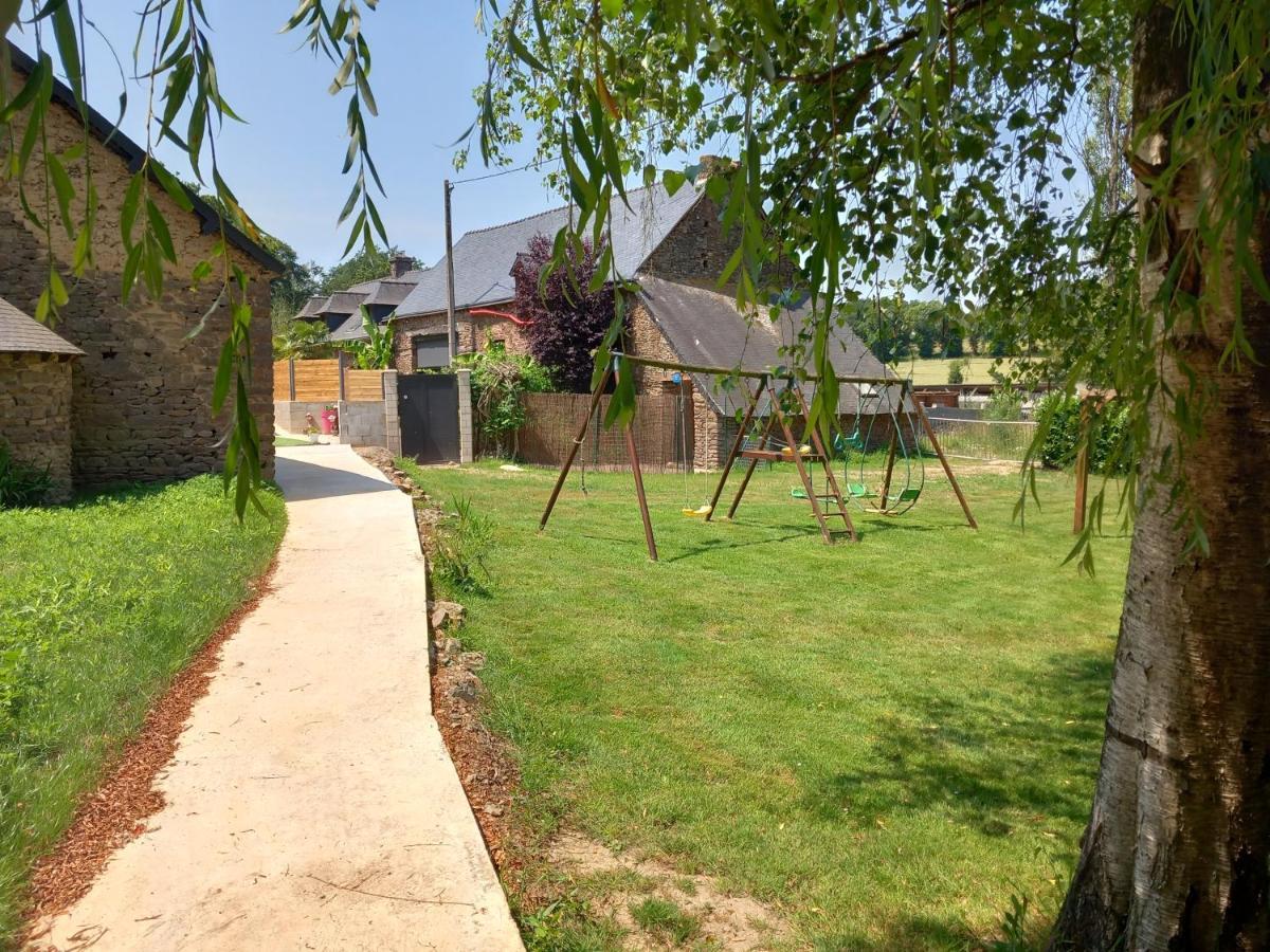 A La Memoire De Merlin & Spa Saint-Malon-sur-Mel Eksteriør billede